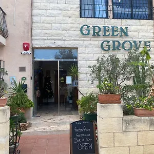 Grove Pensión